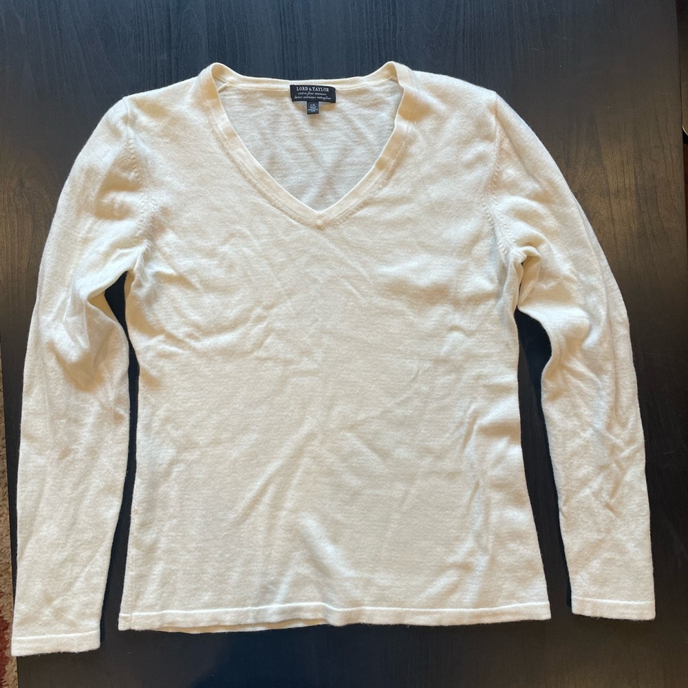 Lord and Taylor extra fine merino wool v-neck sweater